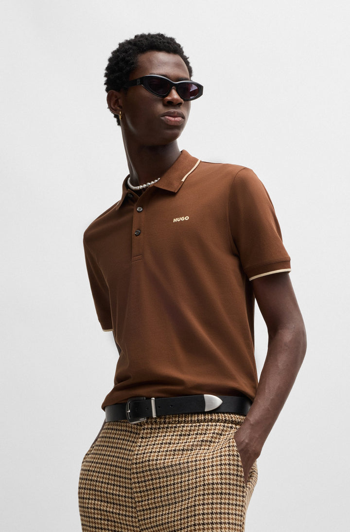 HUGO Polos Slim Fit in Cotton Mix - DINOSO222 10205383 01-50467344- Concorde Fashion#color_brown-212