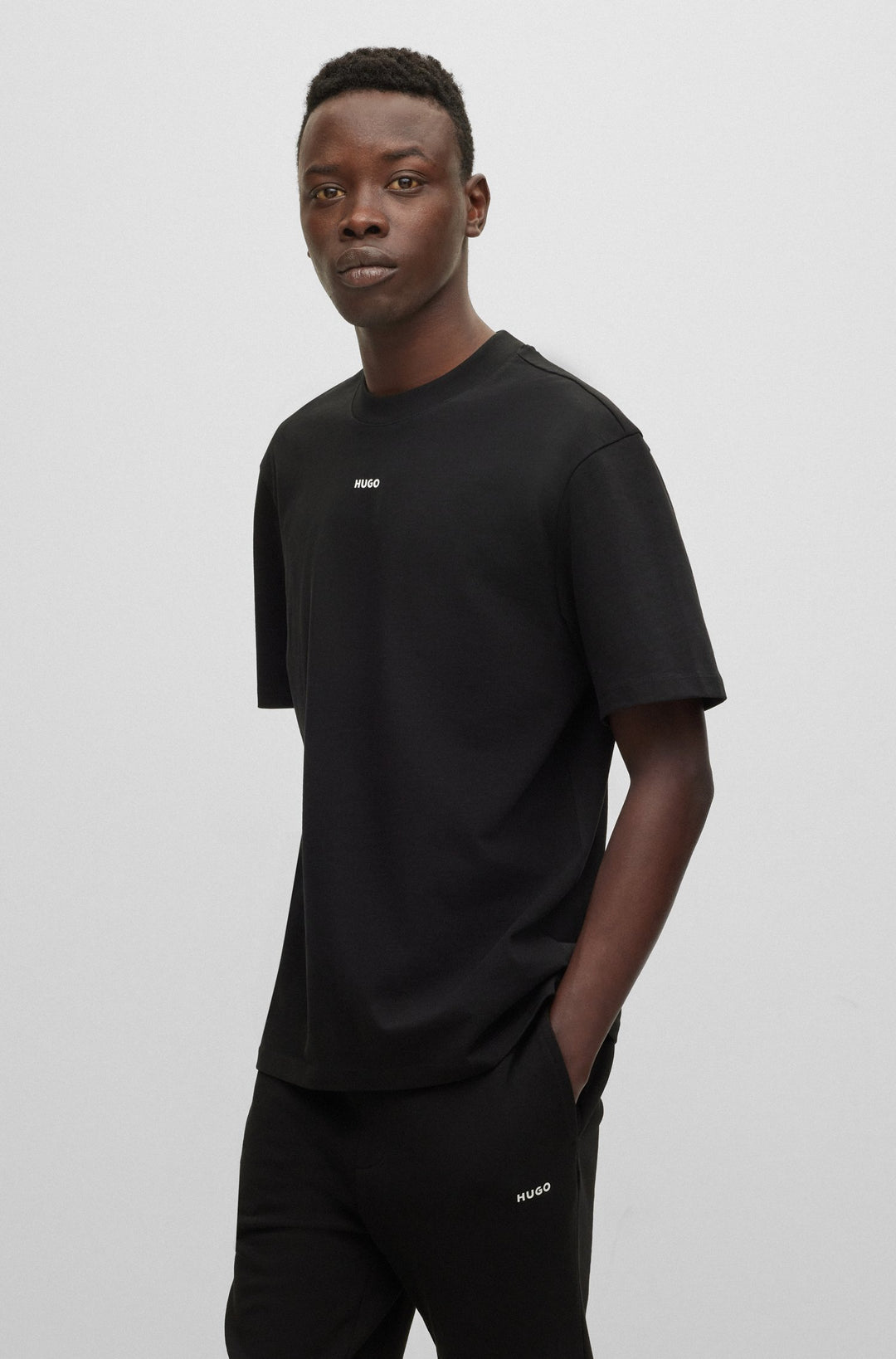HUGO Relaxed Fit T-Shirts in Cotton - DAPOLINO 10248326 01-50488330- Concorde Fashion#color_black-001
