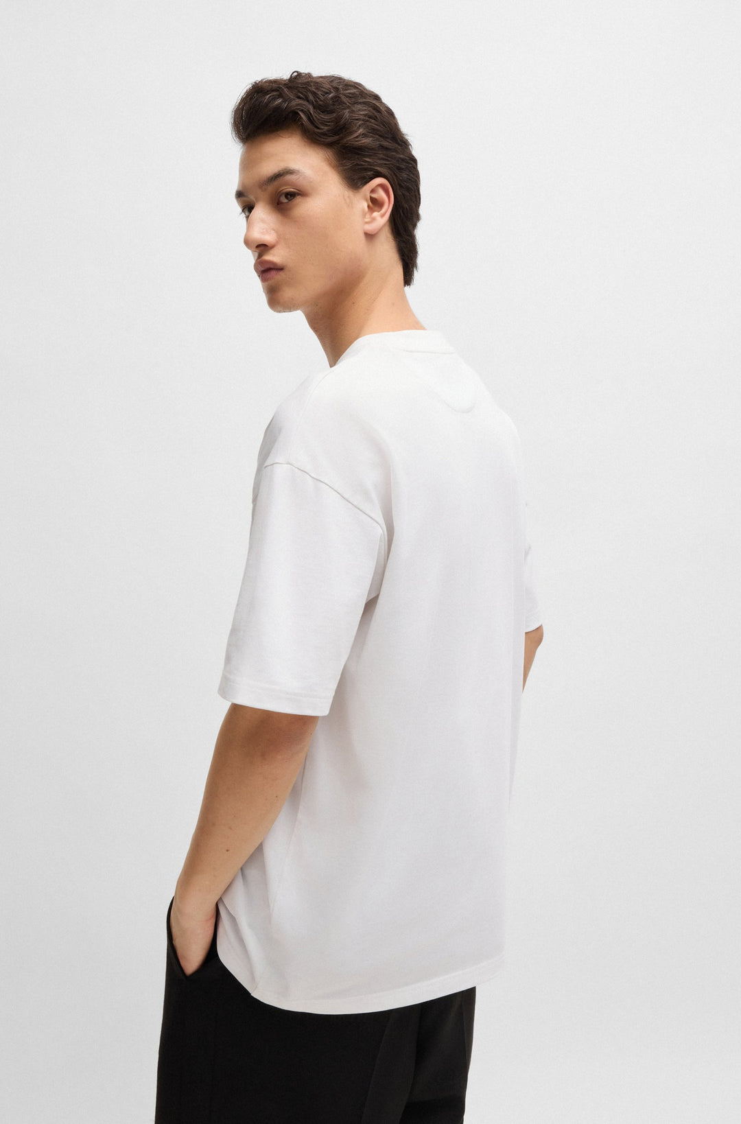 HUGO T-Shirts Oversize Fit in Cotton - ASIL_LB 10248326 01-50527053- Concorde Fashion#color_white-100