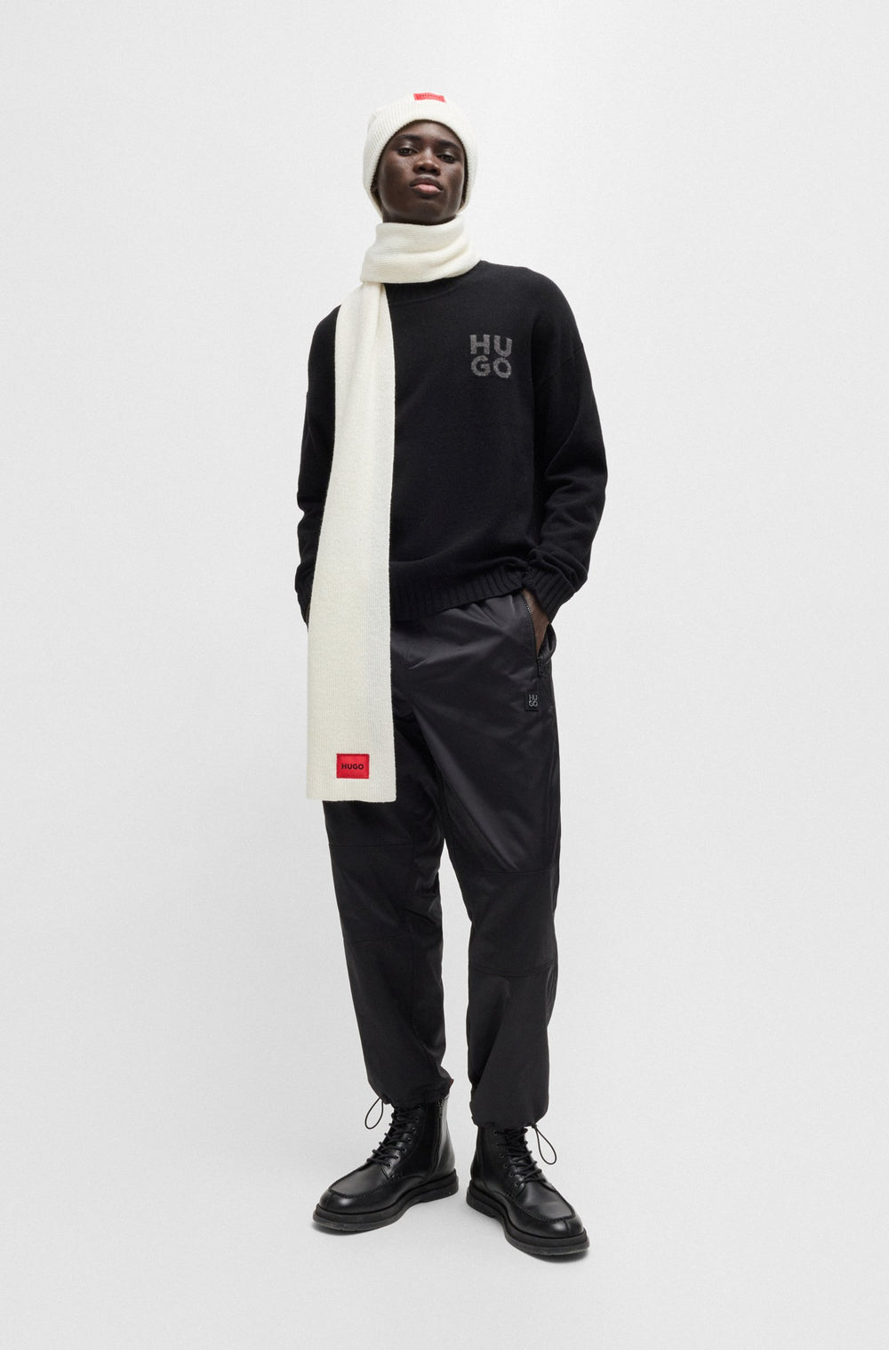 HUGO Scarves  in Wool Mix - ZAFF 6 10251113 01-50496020- Concorde Fashion#color_white-101