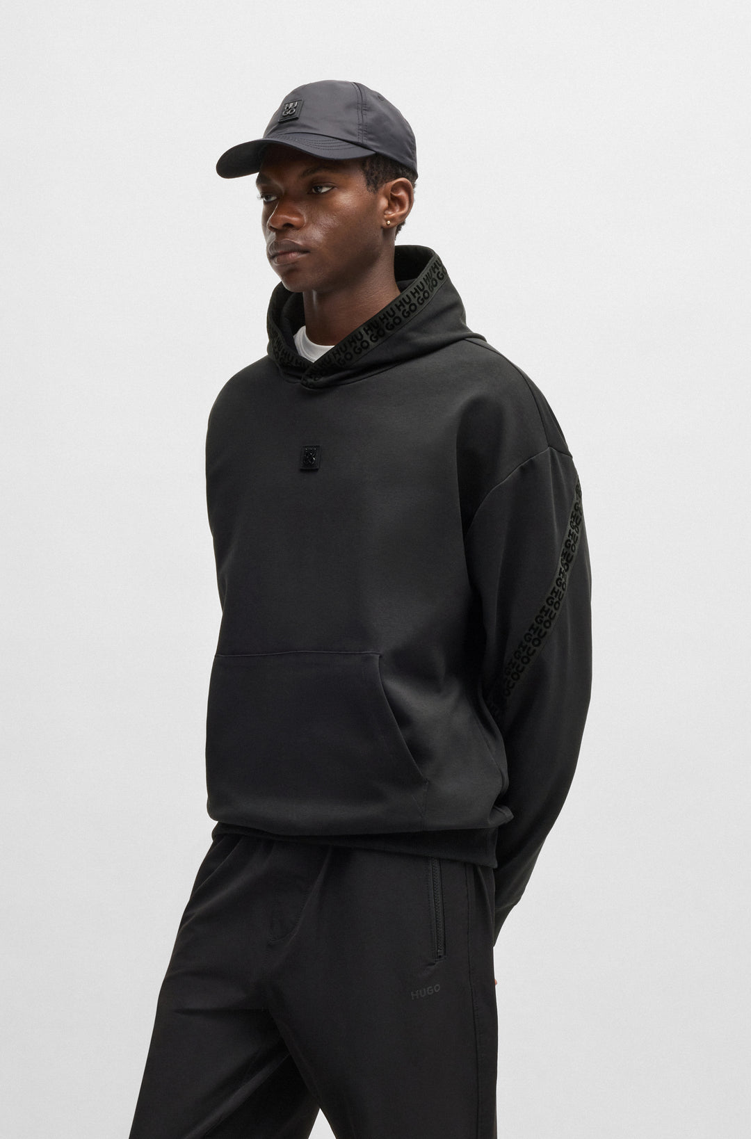 HUGO Hoodies Relaxed Fit in Cotton Mix - DAGARITO 10254770 01-50521429- Concorde Fashion#color_black-001