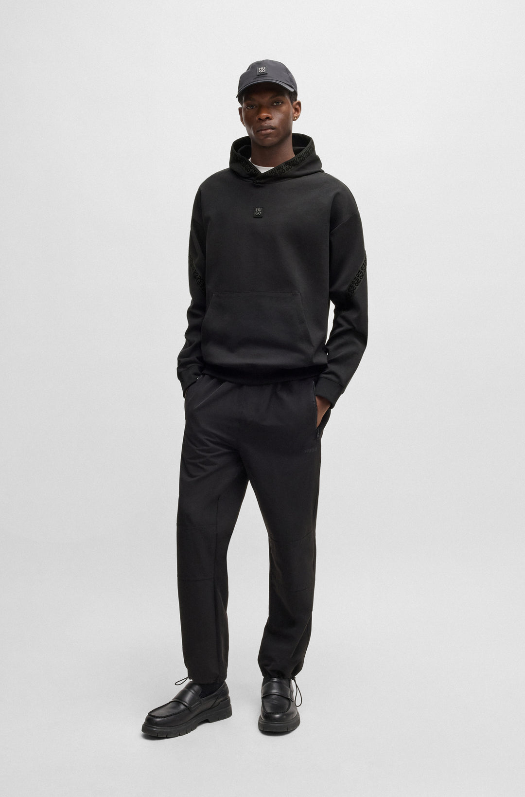 HUGO Hoodies Relaxed Fit in Cotton Mix - DAGARITO 10254770 01-50521429- Concorde Fashion#color_black-001