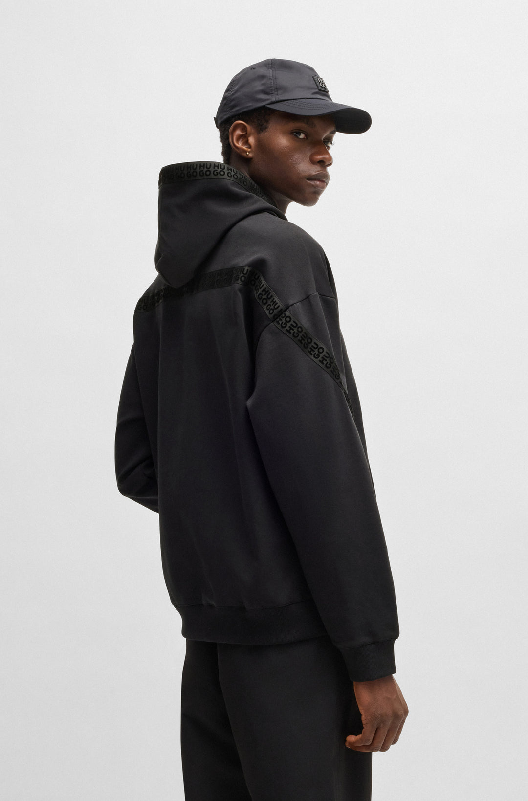 HUGO Hoodies Relaxed Fit in Cotton Mix - DAGARITO 10254770 01-50521429- Concorde Fashion#color_black-001