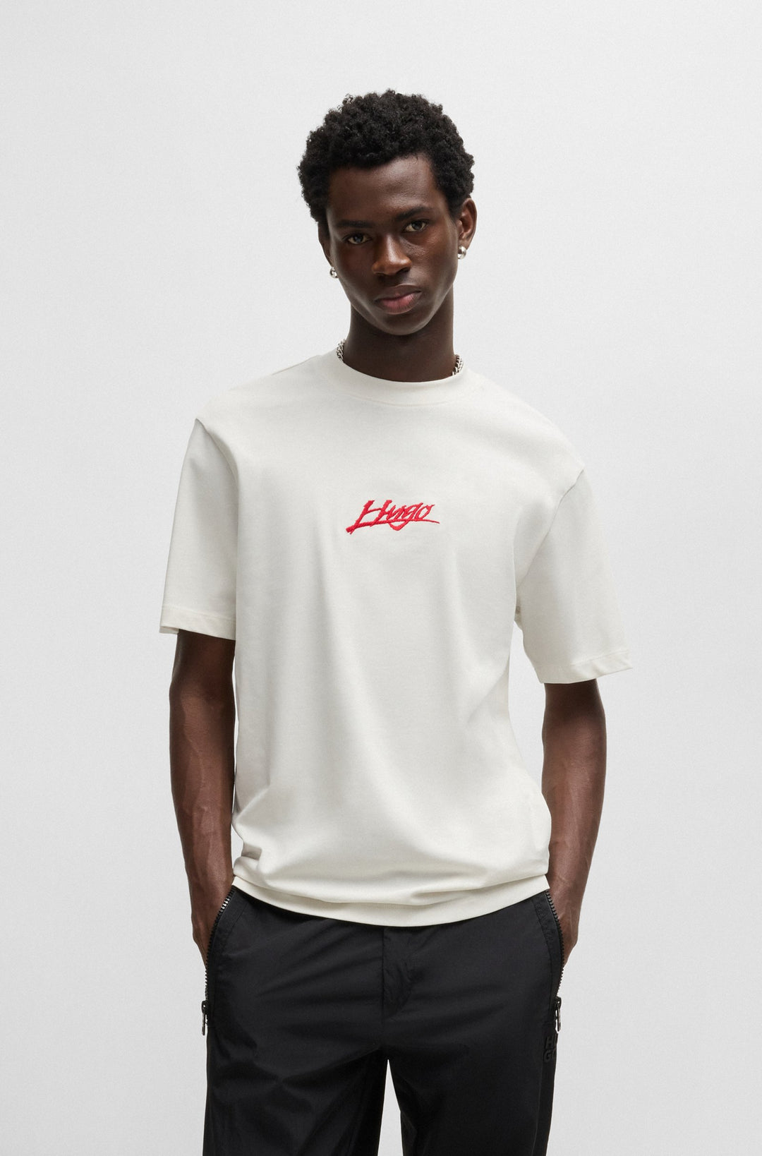 HUGO T-Shirts Relaxed Fit in Cotton - DLOGOTEE 10257318 01-50527926- Concorde Fashion#color_white-101