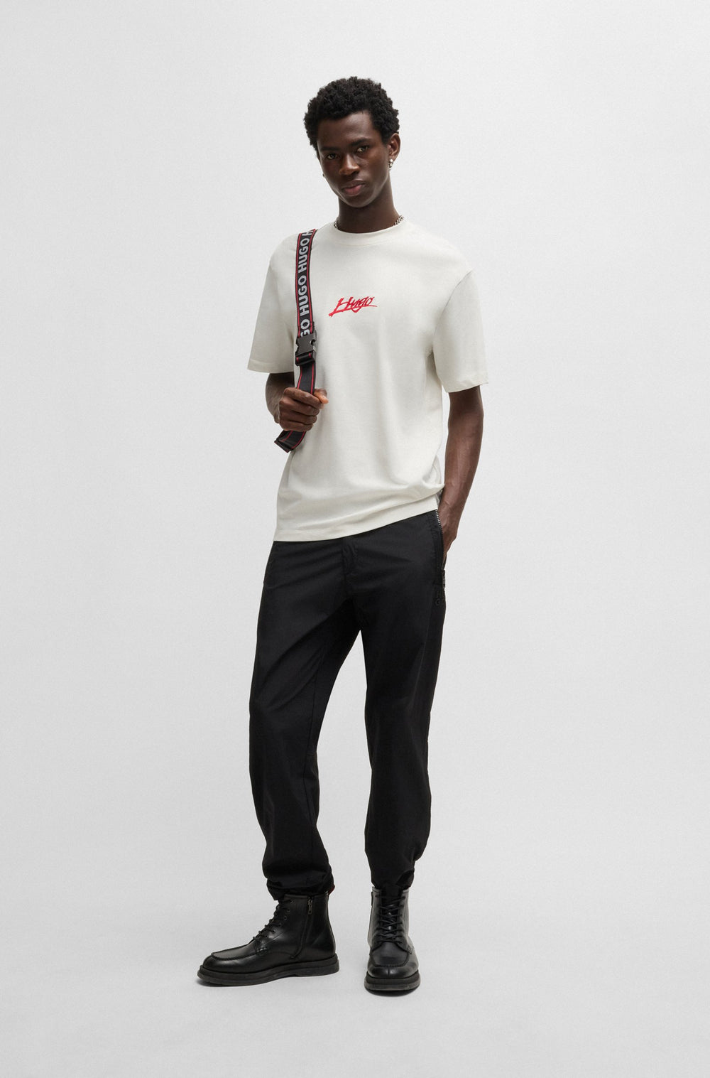 HUGO T-Shirts Relaxed Fit in Cotton - DLOGOTEE 10257318 01-50527926- Concorde Fashion#color_white-101