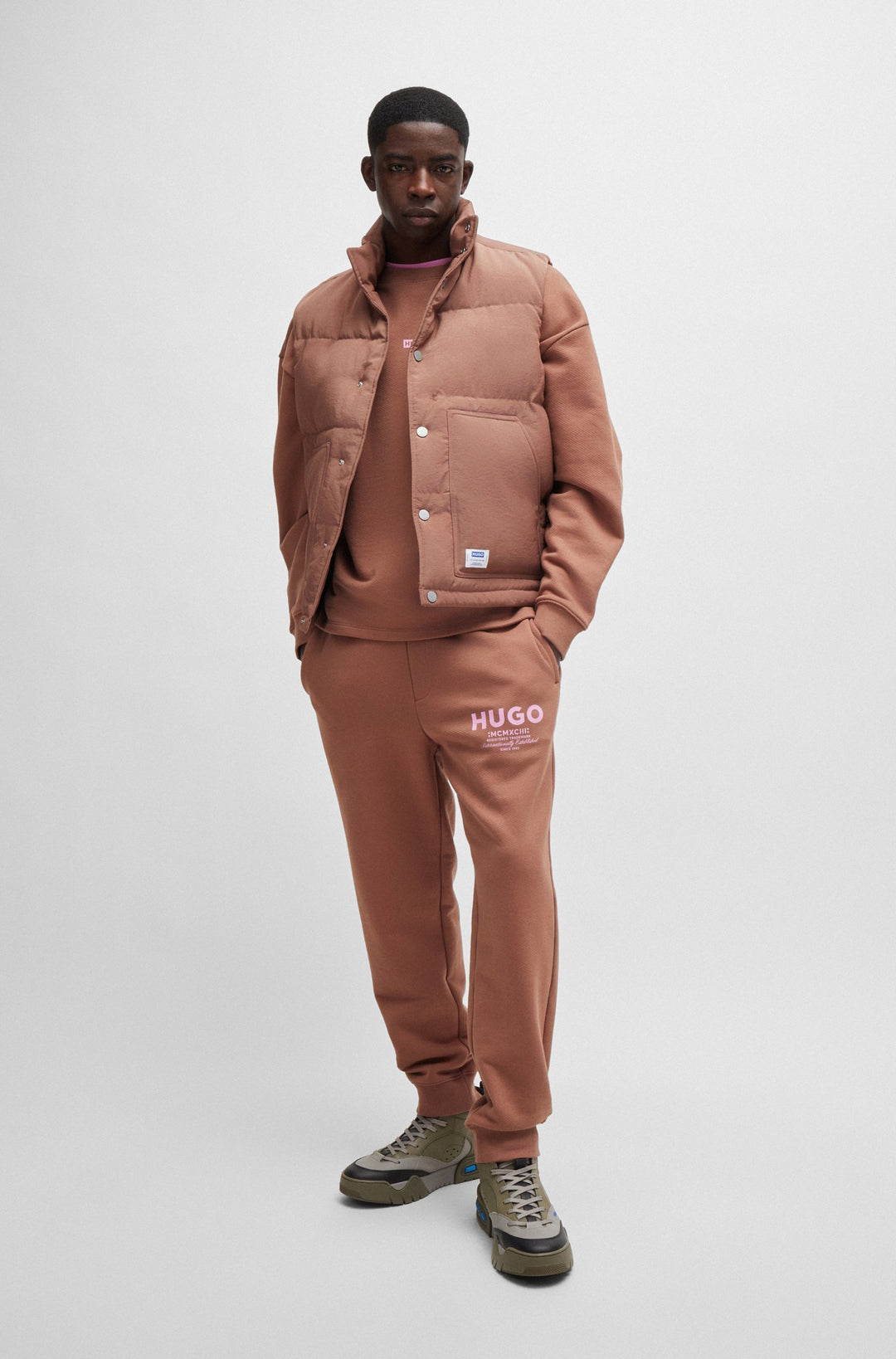 HUGO Jogging Pants Loose Fit in Cotton - NEVEZ 10257685 01-50510734- Concorde Fashion#color_brown-215