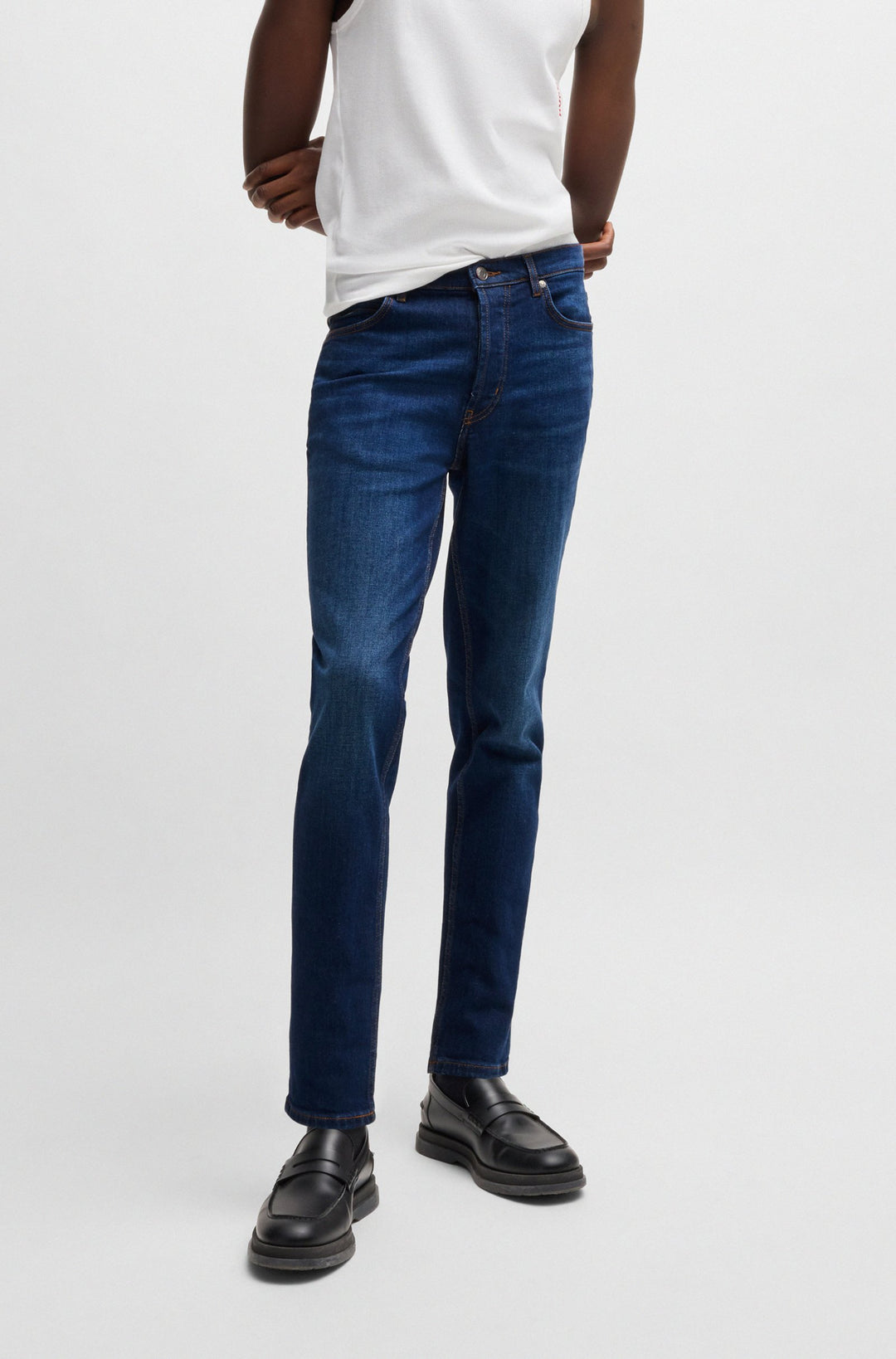 HUGO Jeans Tapered Fit in Cotton Mix - HUGO 634 10258290 03-50517544- Concorde Fashion#color_navy-409