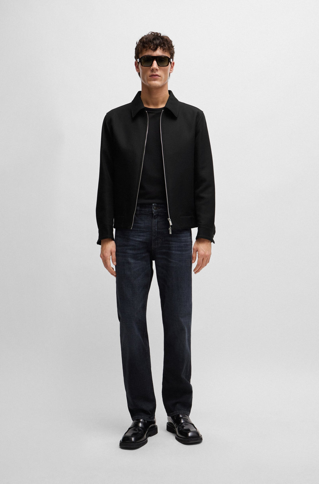 BOSS Relaxed Fit Jeans in Cotton Mix - ANDERSON 10259049 01-50513627- Concorde Fashion#color_charcoal-010