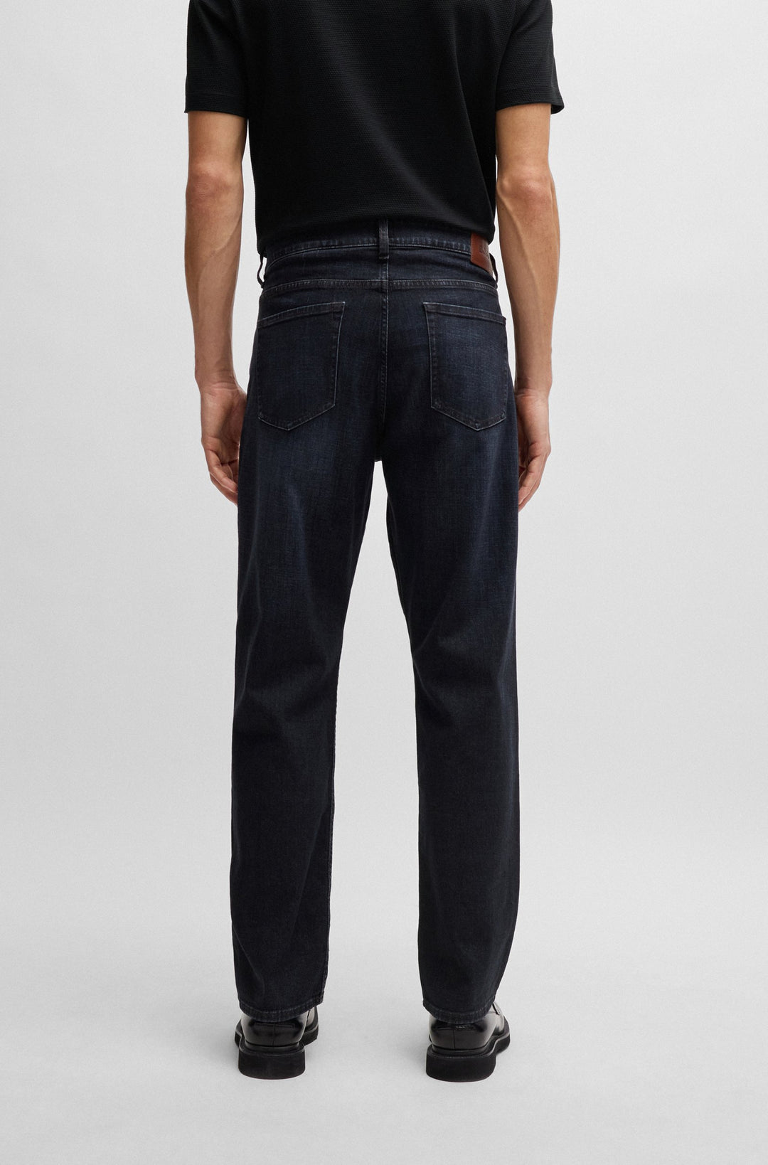 BOSS Relaxed Fit Jeans in Cotton Mix - ANDERSON 10259049 01-50513627- Concorde Fashion#color_charcoal-010