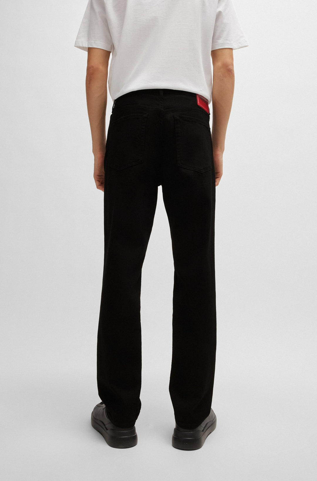 HUGO Jeans Tapered Fit in Cotton Mix - HUGO 634 10260812 01-50517545- Concorde Fashion#color_black-001