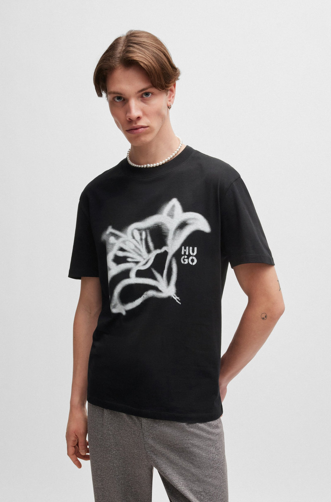 HUGO T-Shirts Relaxed Fit in Cotton - DABLUMO 10261710 01-50516711- Concorde Fashion#color_black-001