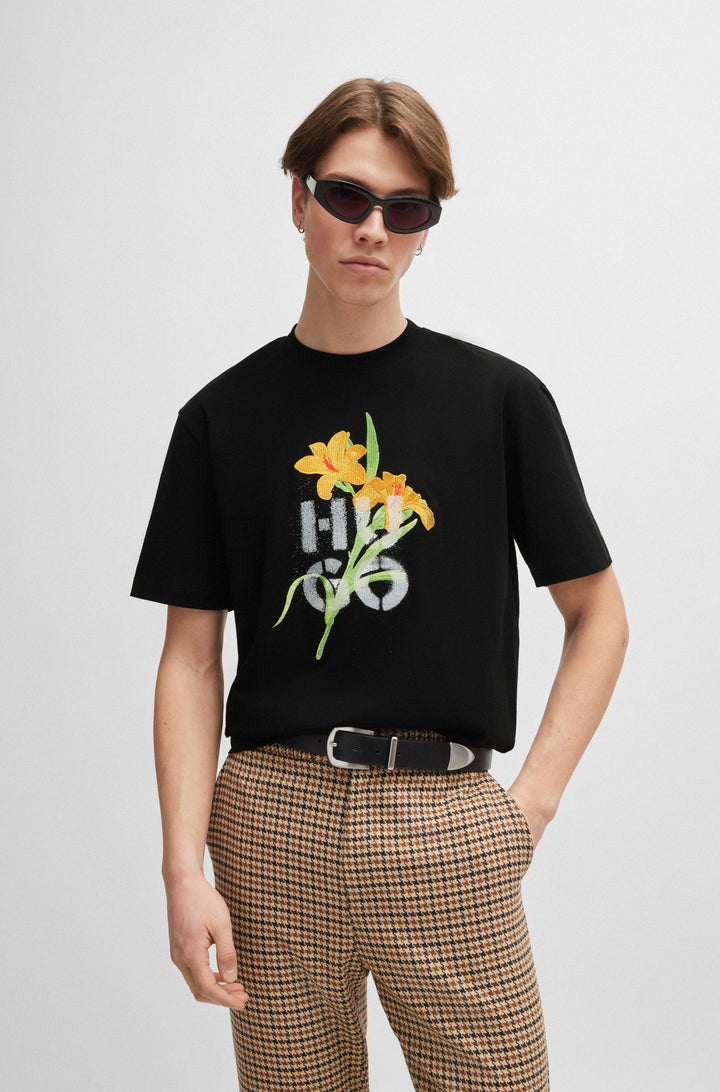 HUGO T-Shirts Relaxed Fit in Cotton - DILABLUMI 10262441 01-50517841- Concorde Fashion#color_black-001