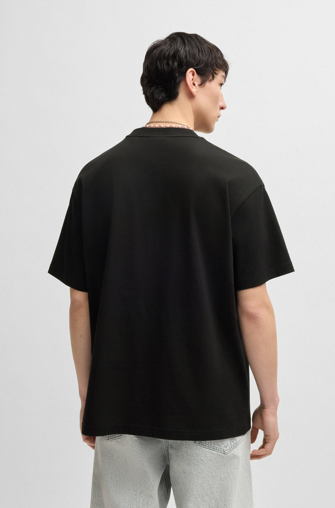 HUGO T-Shirts Oversize Fit in Cotton - NERPERI 10262441 01-50536122- Concorde Fashion#color_black-001