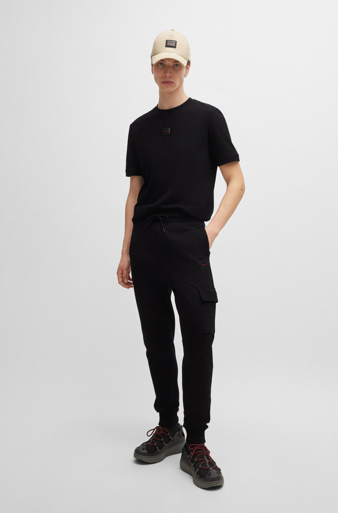 HUGO Jogging Pants Relaxed Fit in Cotton - DWELLROM_GEL 10266045 01-50528176- Concorde Fashion#color_black-001