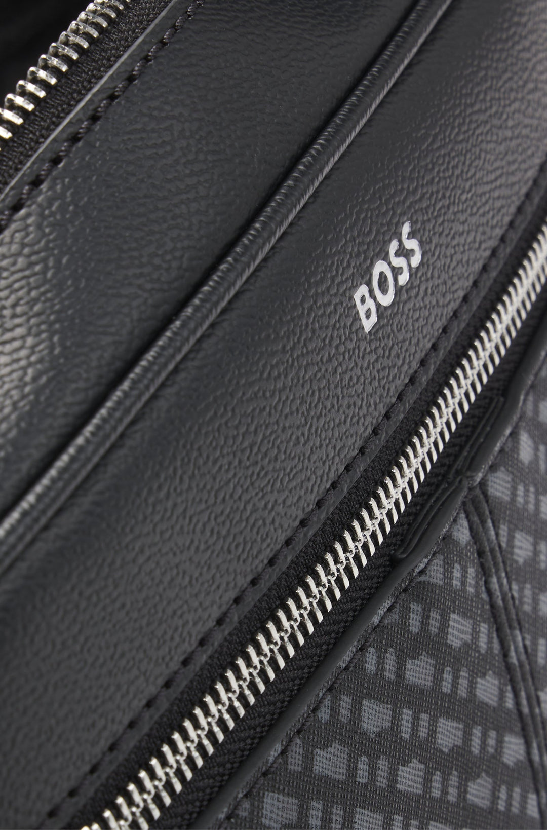 BOSS Bags  in Leather - ZAIR N_WASHBAG 10266540 01-50529297- Concorde Fashion#color_black-001