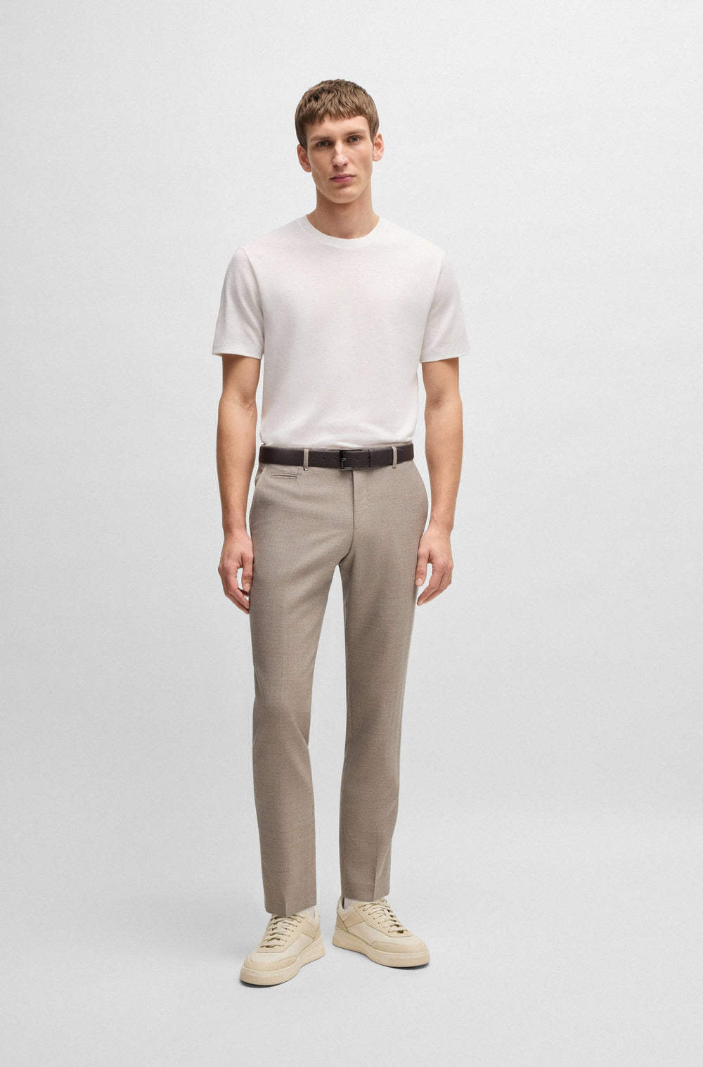 Tシャツ・カットソー BOSS Men T-shirt Beige 50537488 275 BOSS - BOSS x ASTON MARTIN T-shirt with embossed logo - Beige