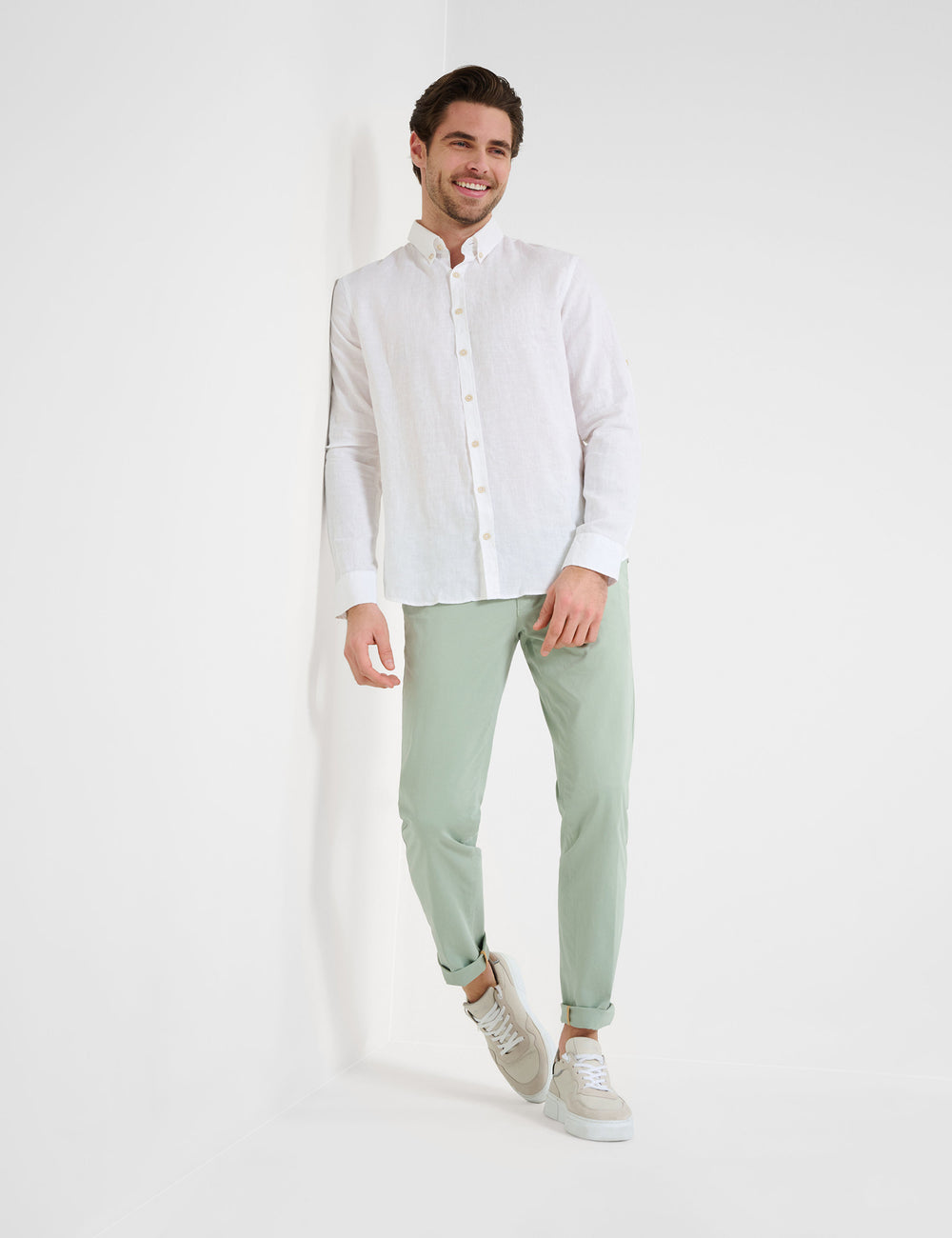 Brax  Casual Shirts in Linen - DIRK U 44-3508 (744 197 00)- Concorde Fashion#color_white-99