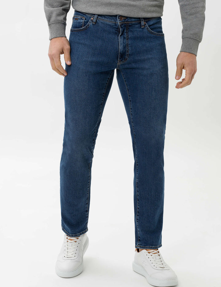 Brax Modern Fit Jeans in Cotton Mix - CADIZ 80-0070 (079 607 20)- Concorde Fashion#color_blue-26