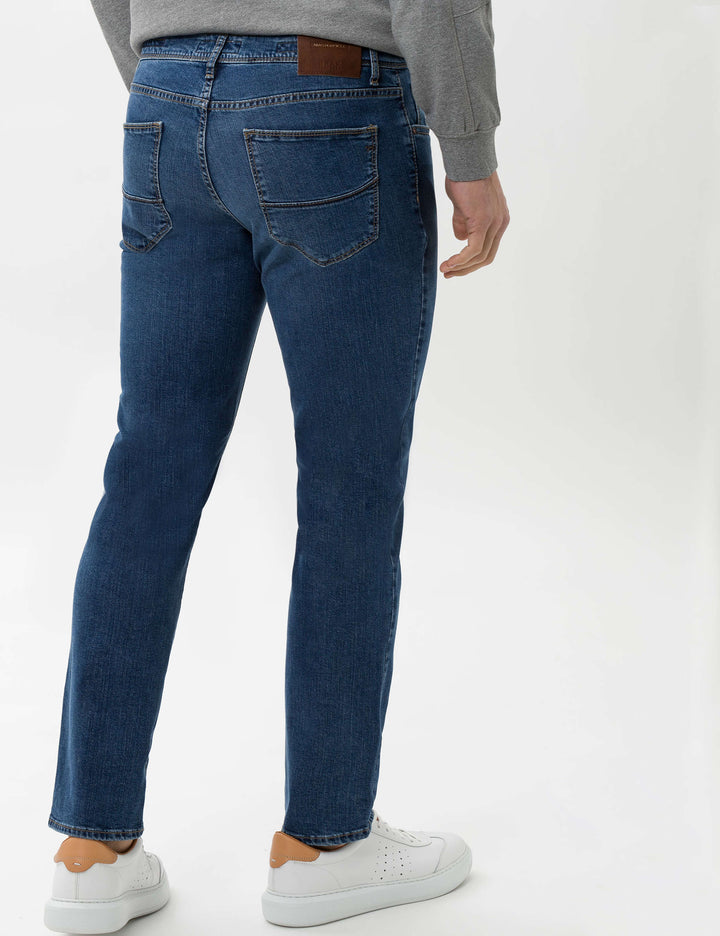 Brax Modern Fit Jeans in Cotton Mix - CADIZ 80-0070 (079 607 20)- Concorde Fashion#color_blue-26