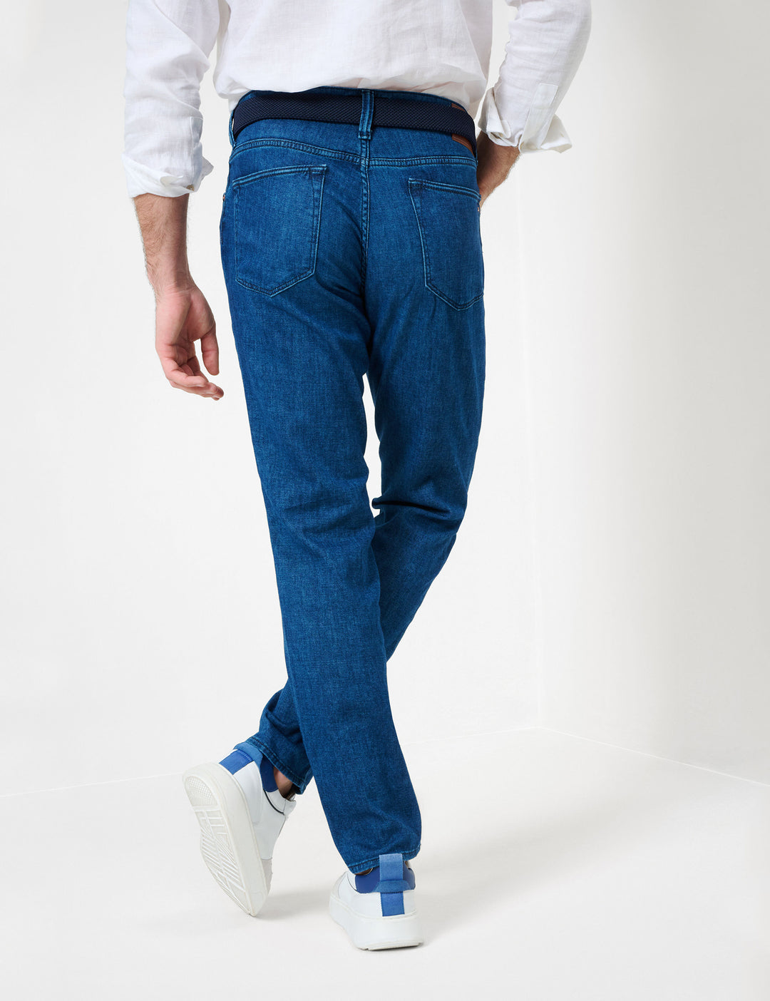 Brax  Jeans in Cotton Mix - CHUCK S 81-6208 (079 529 20)- Concorde Fashion#color_blue-25