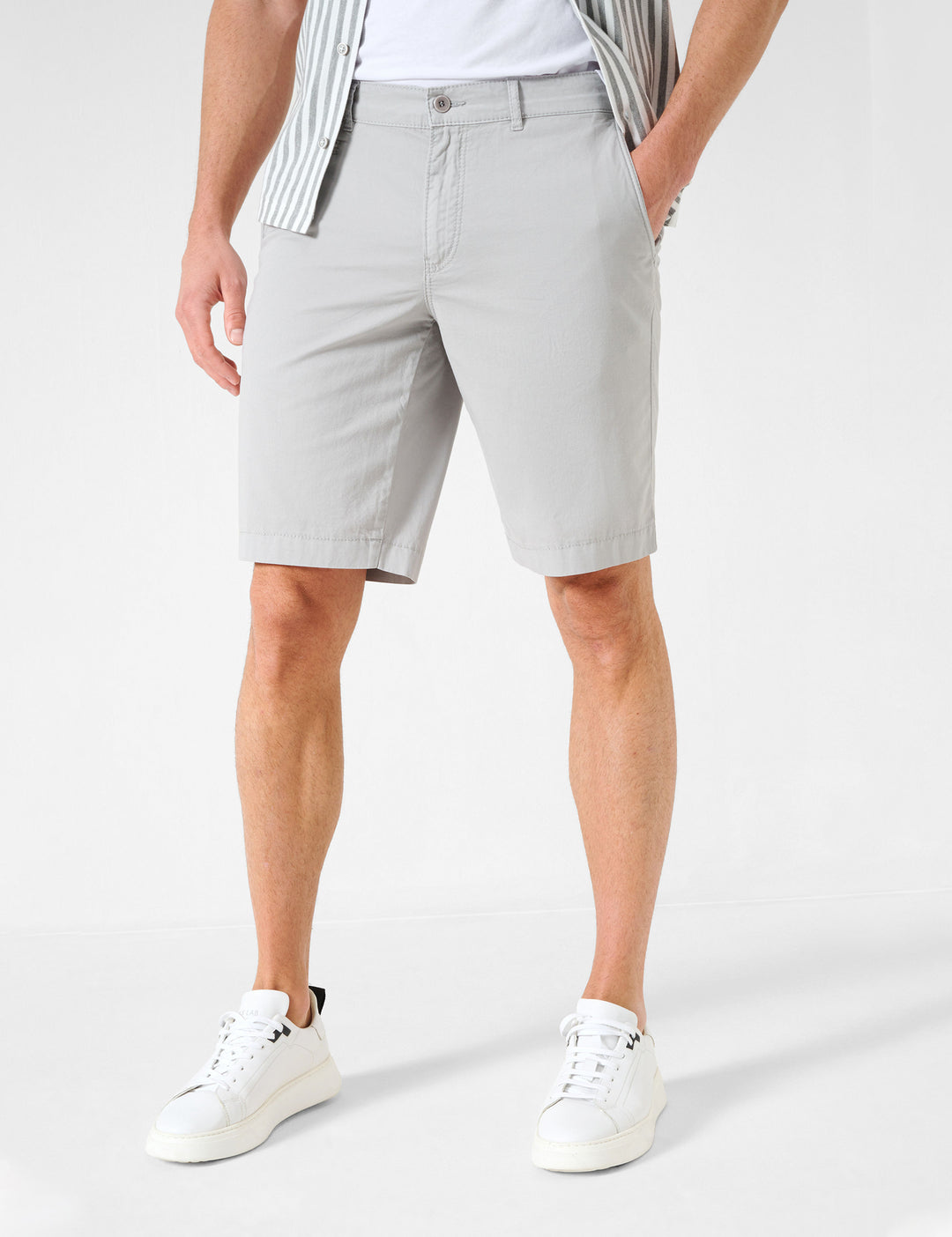 Brax  Shorts in Cotton - BARI 84-6808 (079 653 20)- Concorde Fashion#color_silver-08
