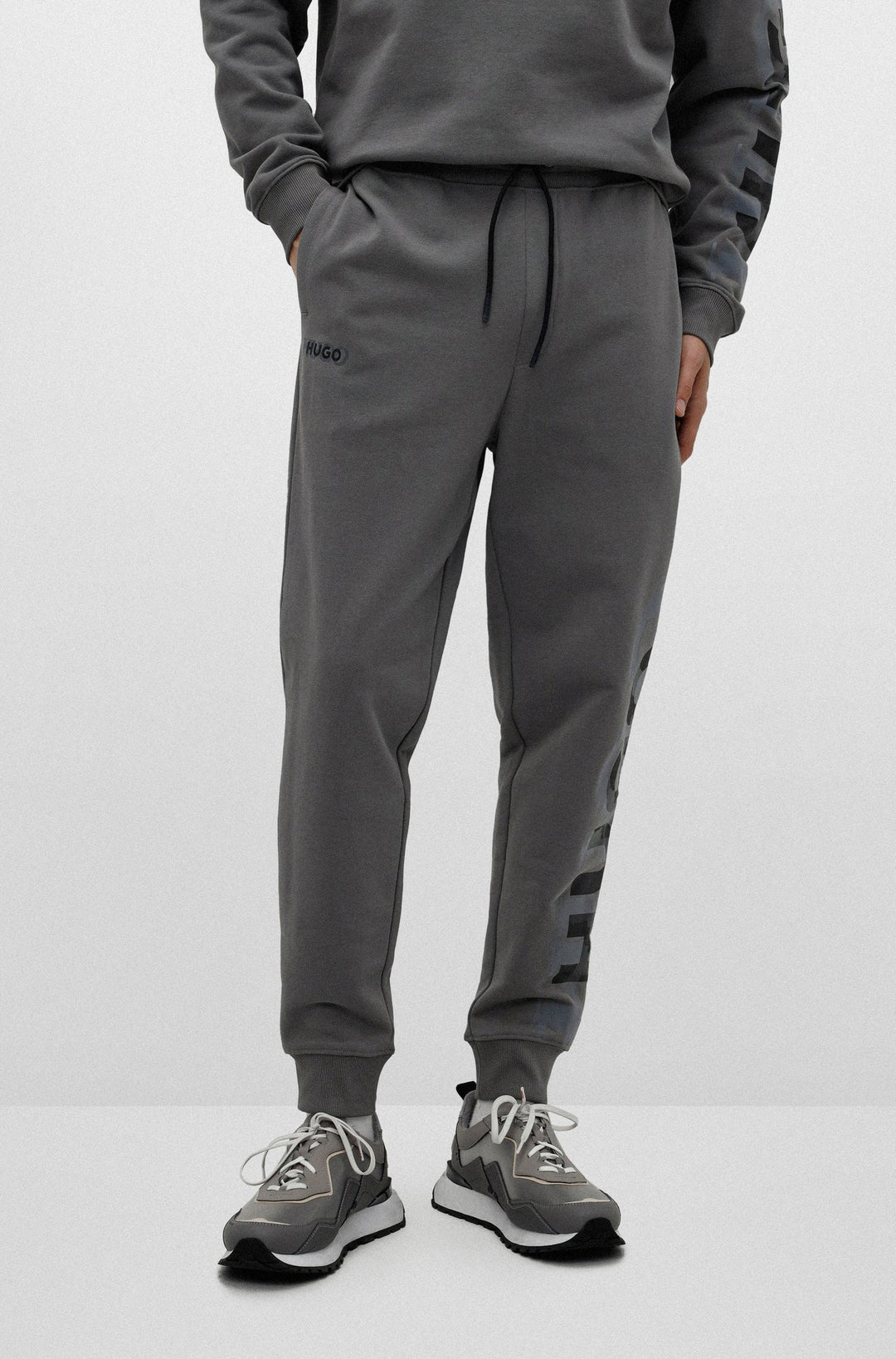 HUGO Regular Fit Jogging Pants in cotton - DARLOWE 10217099 01-50468272 - Concorde Fashion#color_grey-069